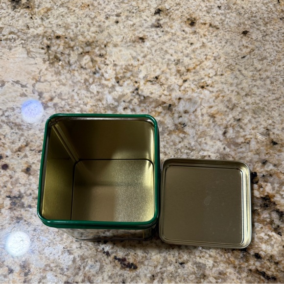 Vintage Storage John Deere Farm Tactor Tin 1958-1961 - Picture 7 of 7